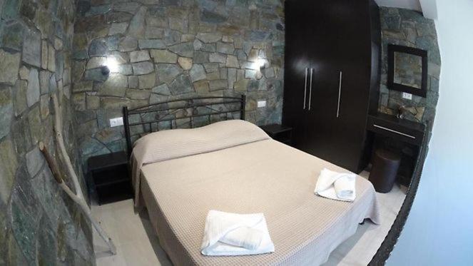 Stone Suites Pefkochori Ngoại thất bức ảnh