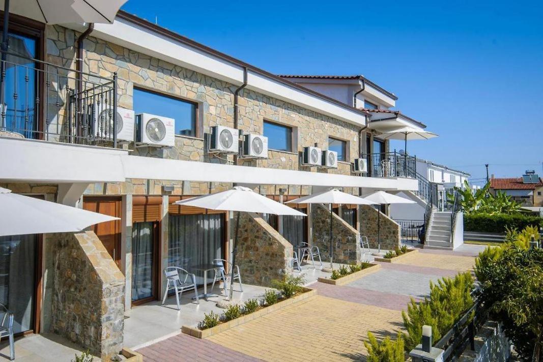 Stone Suites Pefkochori Ngoại thất bức ảnh